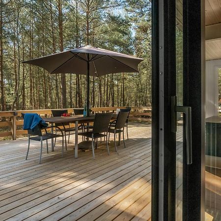 Lovely Home In Nexo With Kitchen Neksø Exterior foto